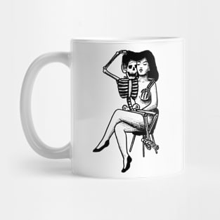 Skeleton having fun Mug